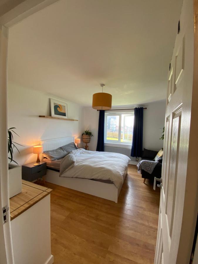 Sea Views On Fistral. Lovely Private Bedroom New Quay Exteriér fotografie